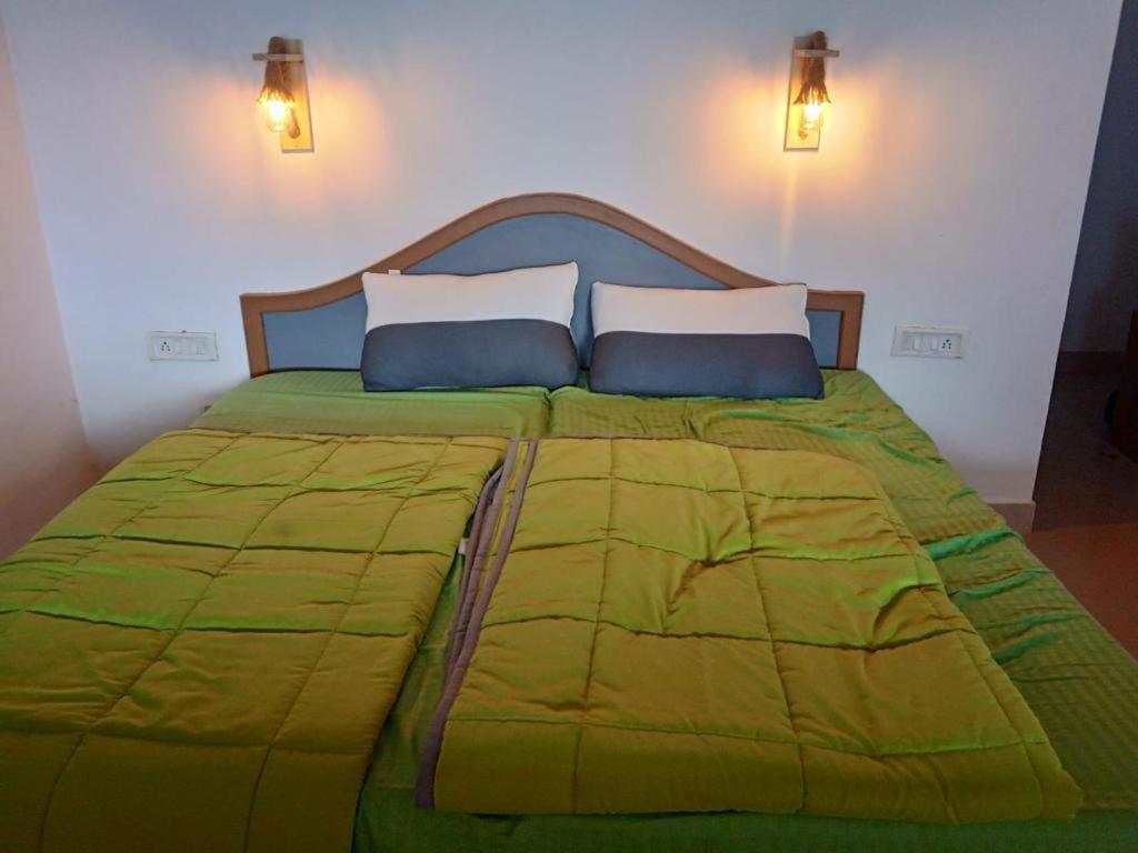 The Nirvana Resort Munnar Exterior photo